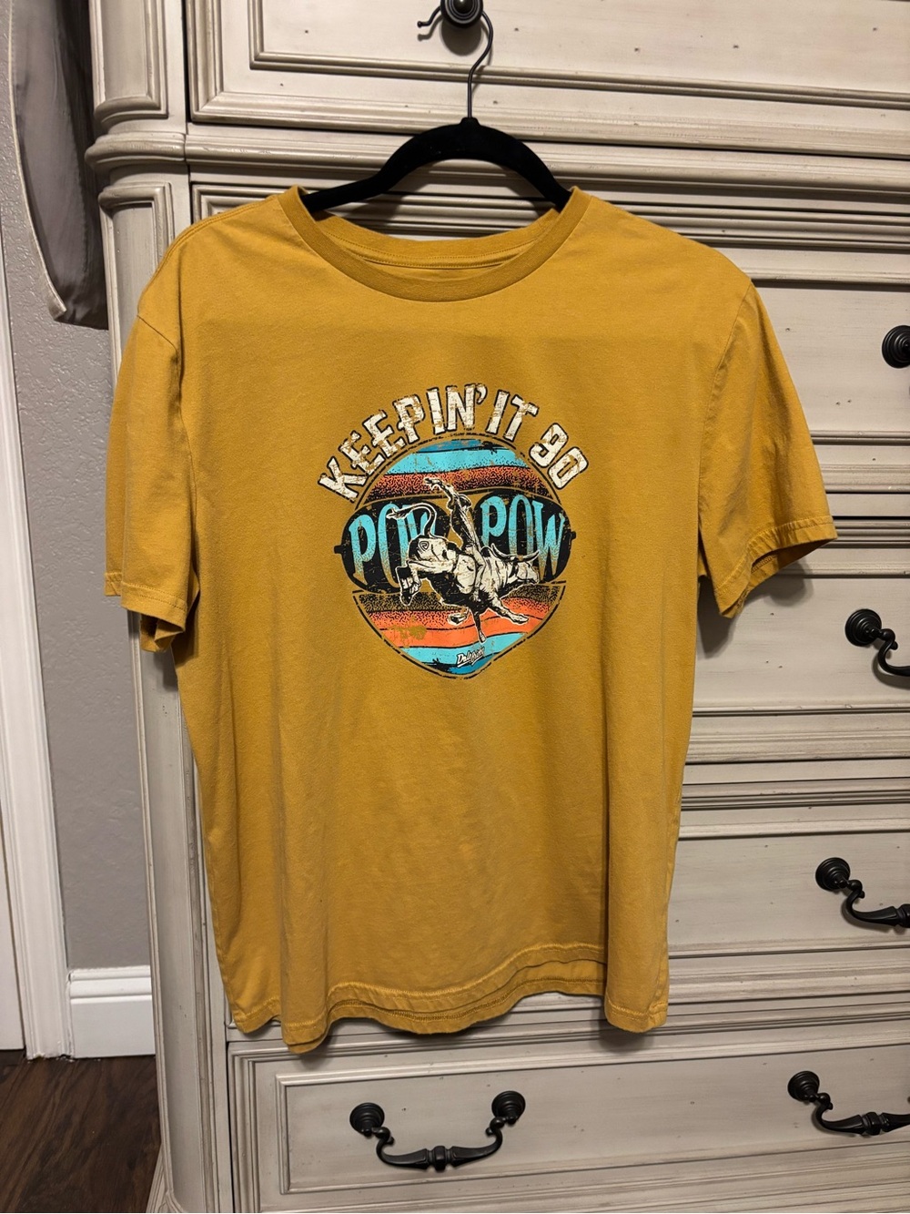 Women’s Mustard Short Sleeve Graphic Tee - Keepin' It 90